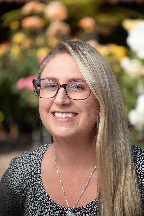 Jessica Szyndrowski headshot