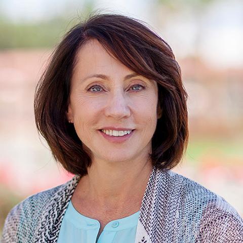 Terri Peretti