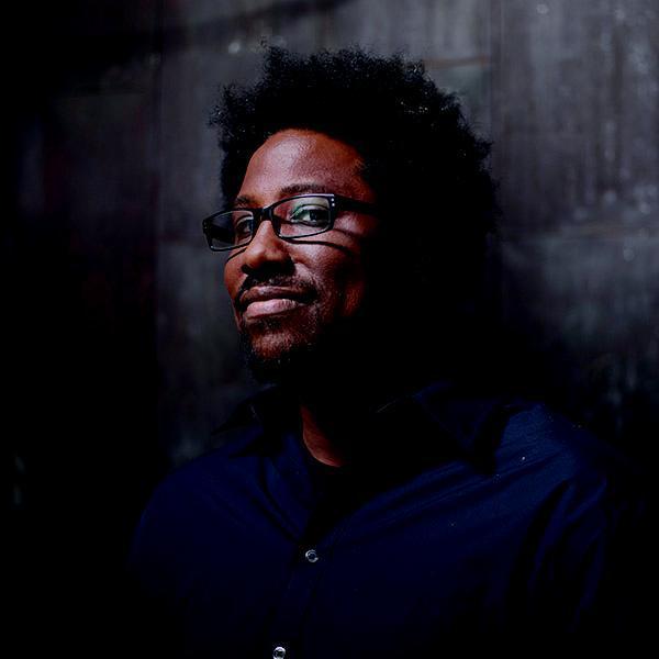 W Kamau Bell