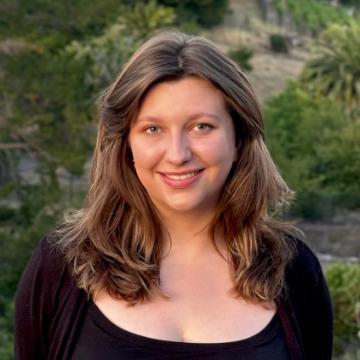 Sylvana Domokos HCEI