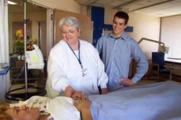 Applying for the Health Care Ethics Internship Program