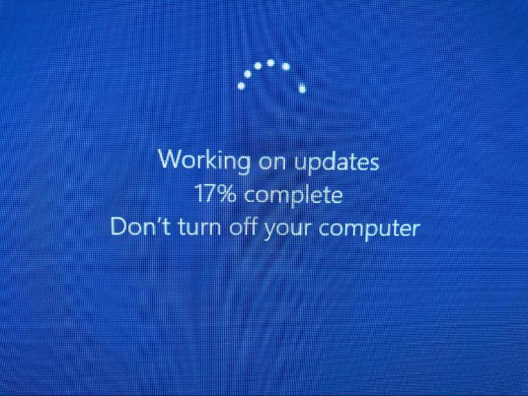 An image of the message Microsoft Windows shows when restarting a computer and Microsoft Updates are being installed - Working on updates, don't turn off your computer