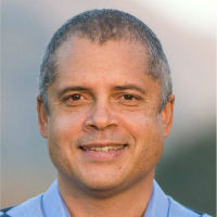 headshot of Bill Duffy alum and trustee