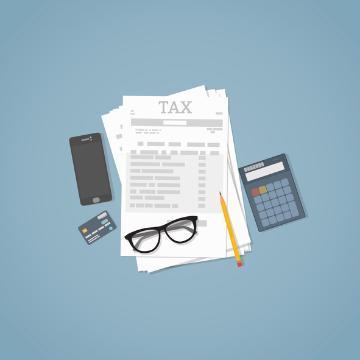 A calculator, glasses, pen, smartphone, and report titled Achieving lowest expenses on a blue background.