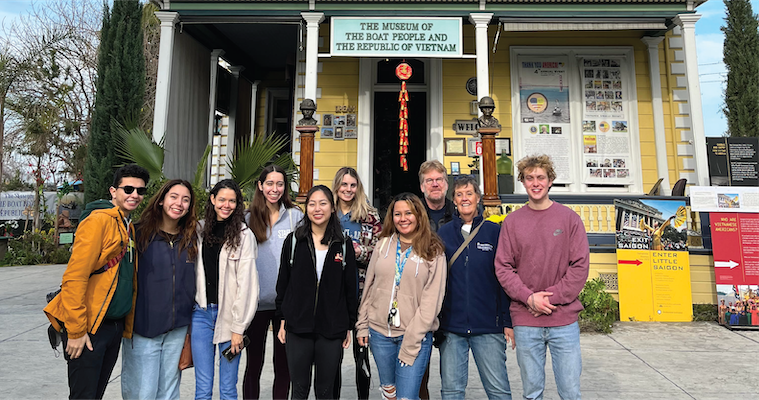 Leavey undergraduate Community Fellows 