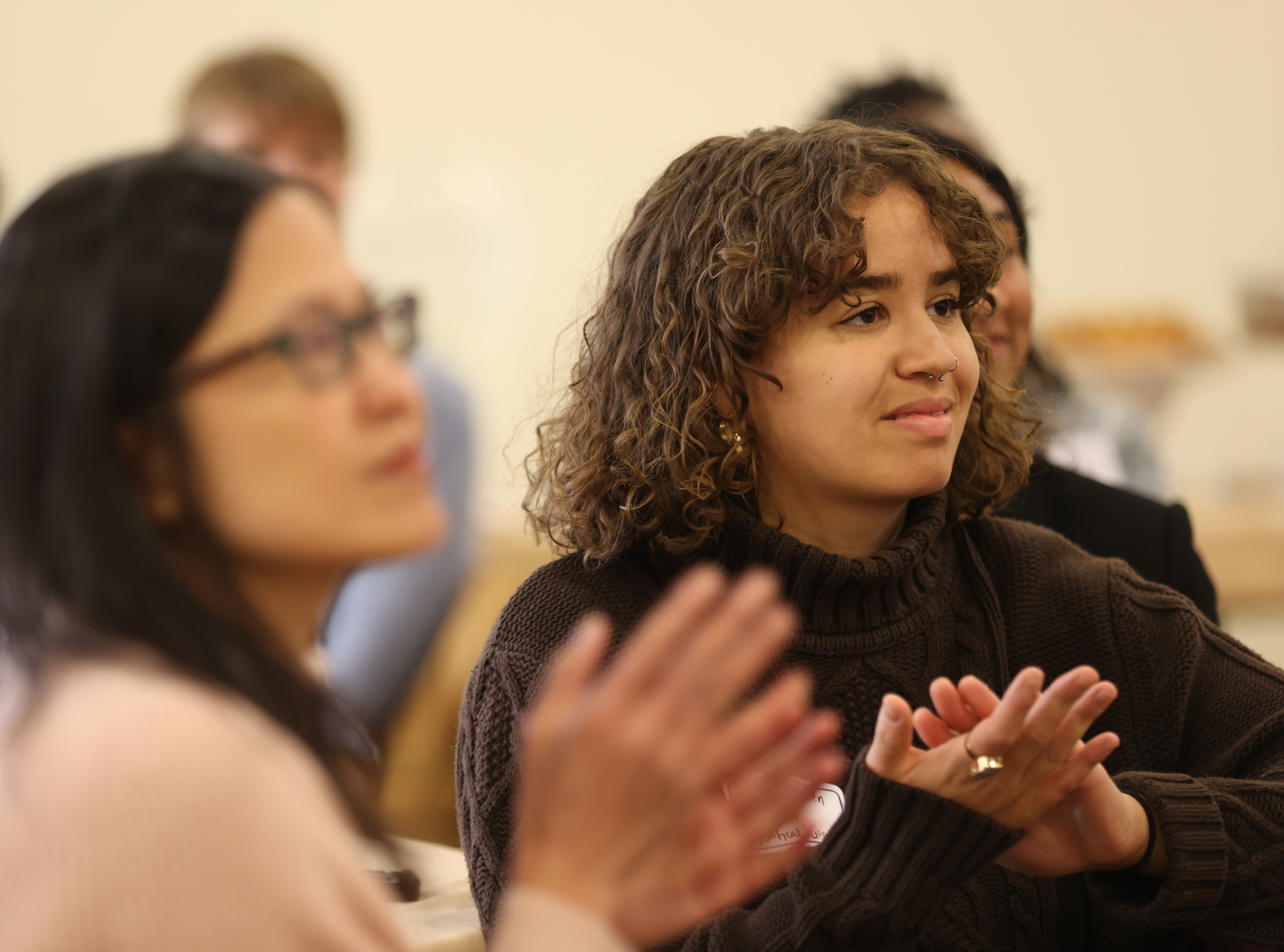 DWE_Student Clapping