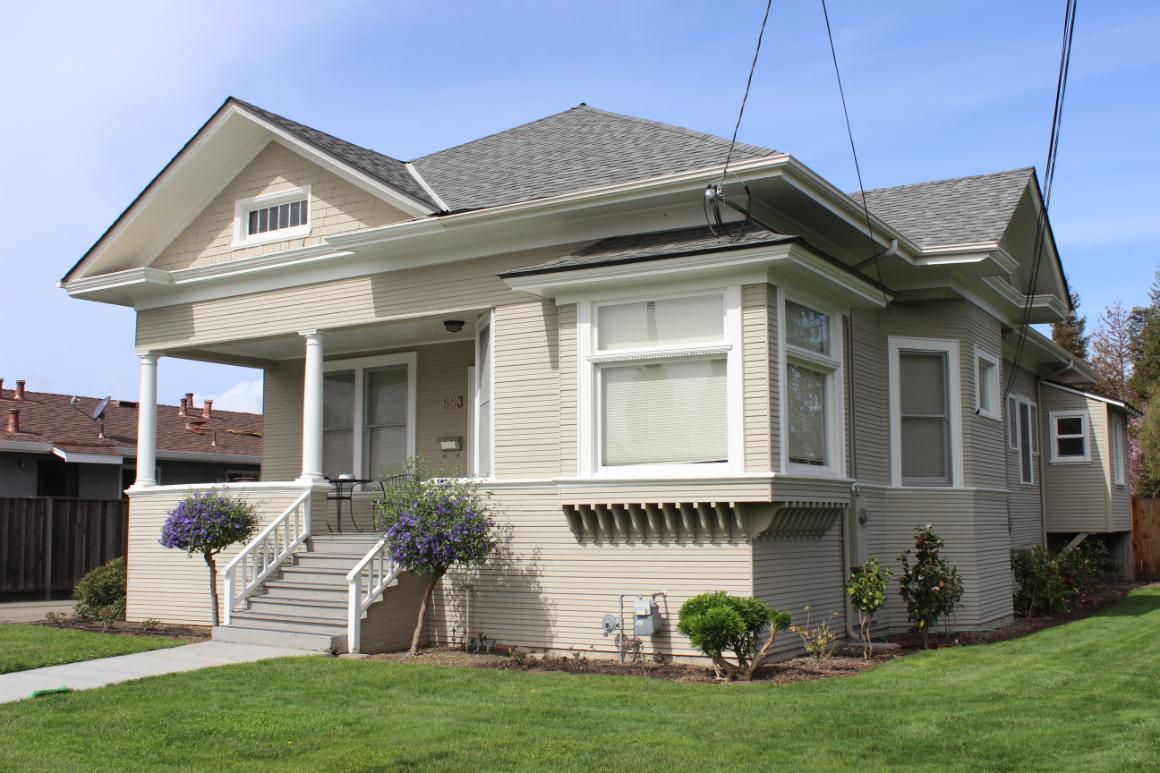 553 Franklin Street