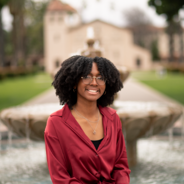 Headshot of Kuehler Award Recipient Dana Johnson