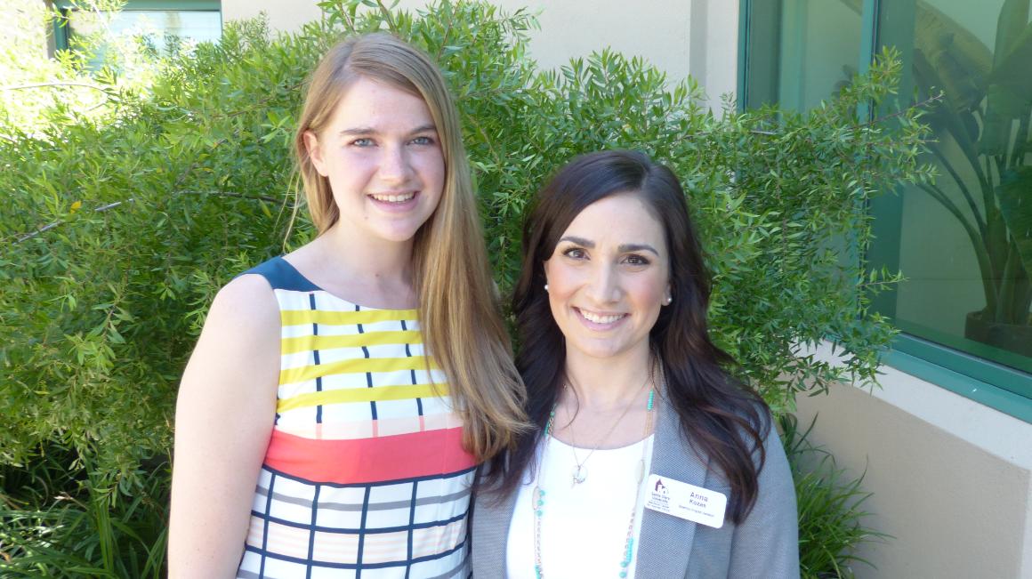 Honzel Fellow Liz Connelly with Bioethics Program Coordinator Anna Kozas image link to article