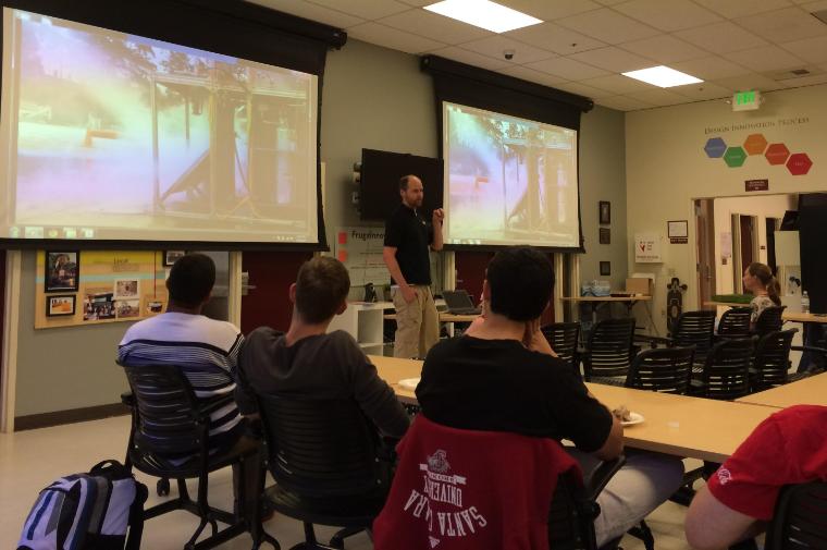 Lloyd Droppers from Ventions addresses students during Lunch with an Entrepreneur